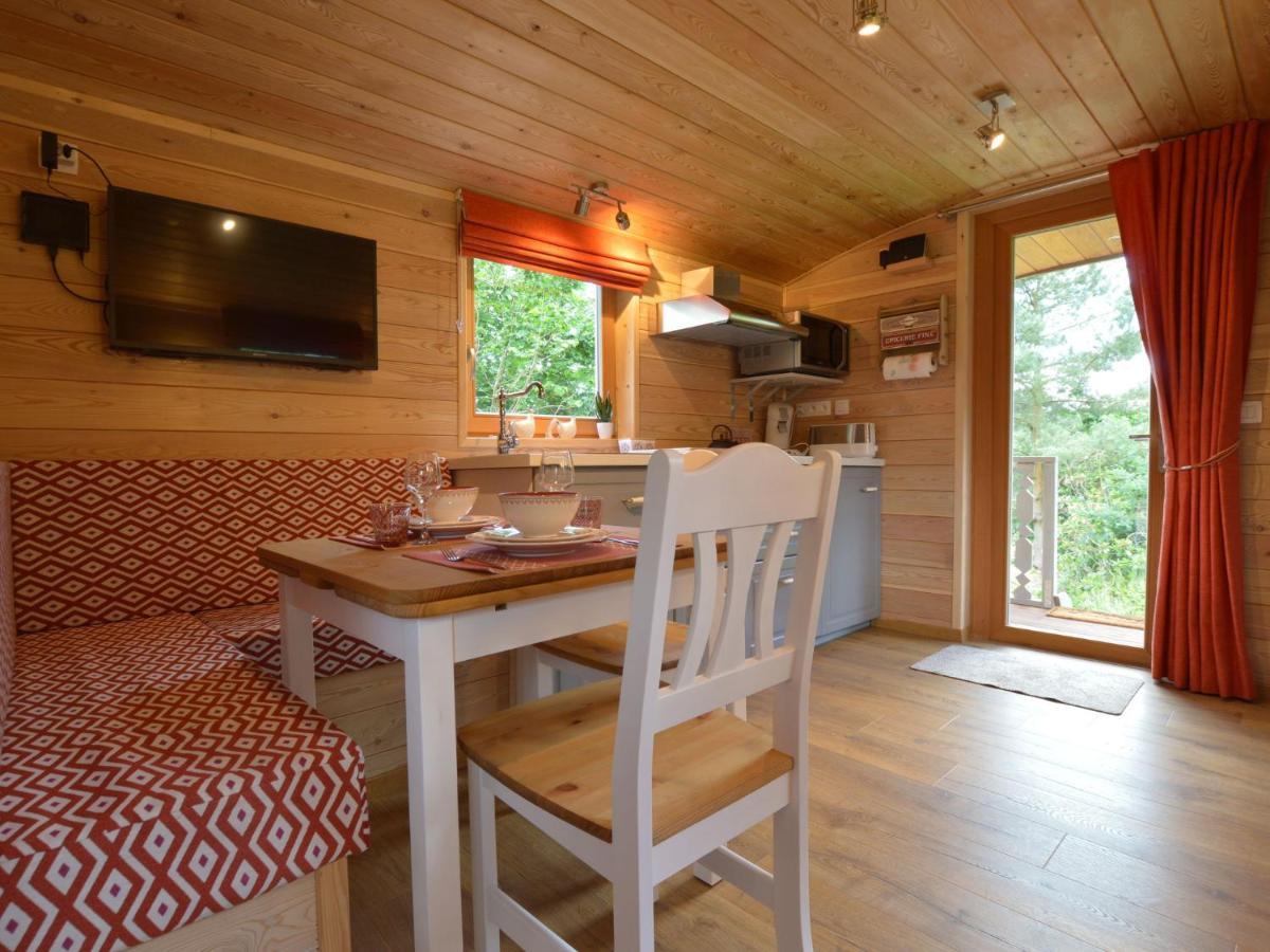 Charming Holiday Home In Malmedy With Sauna Kamer foto
